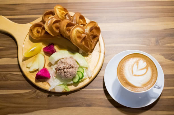 Kosjer Gediplomeerd Additief voor levensmiddelen Gedistilleerd Monoglyceride voor Koffiebleekwater