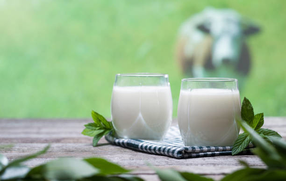 De de Additief voor levensmiddelendmg95 Emulgators en Stabilisatoren verhinderen Mogelijke Gelaagdheid in Melk