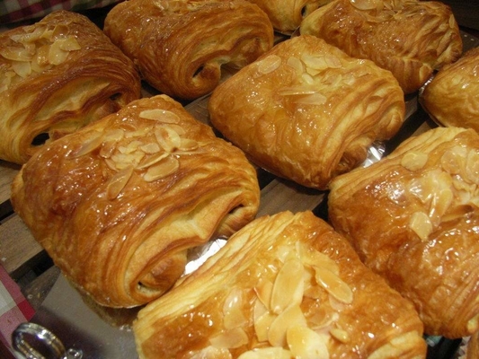 De geelachtige van het de Emulgatorsbrood van de Gelnatuurvoeding Emulgerende Bevochtigende Room 5kg /vat