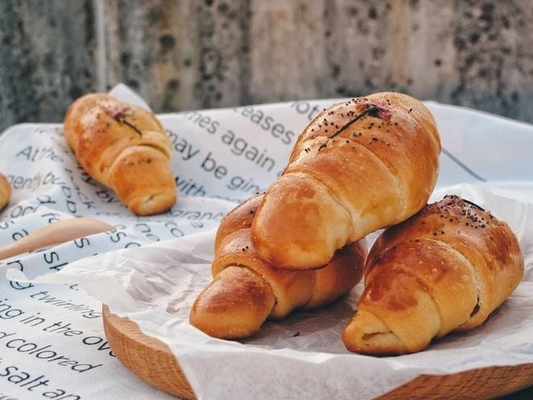 De geelachtige van het de Emulgatorsbrood van de Gelnatuurvoeding Emulgerende Bevochtigende Room 5kg /vat